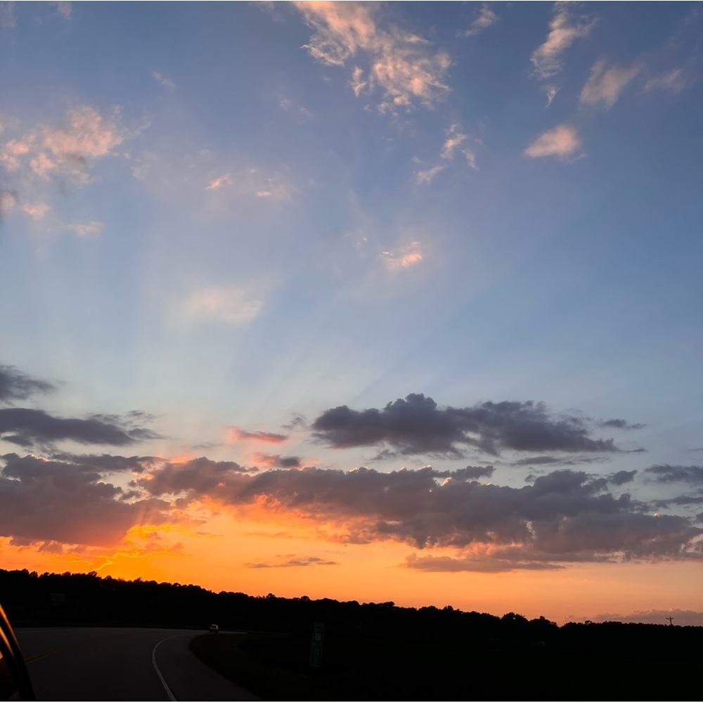 Hi meet your posher, Jess :)